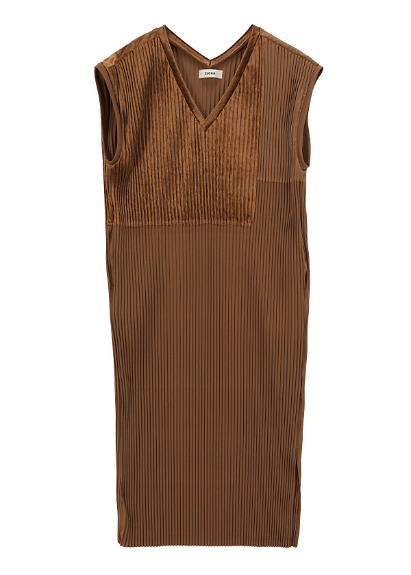 The pleated dress by Zucca
